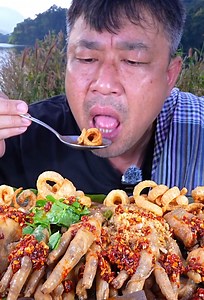 Chicken feet are really delicious, no one told me. #fypシ #eating #delicious #health #chicken #feet | Eat with SUMON