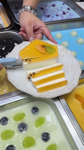 Fresh Fruit Milk Brick Tutorial with Smart Appliances