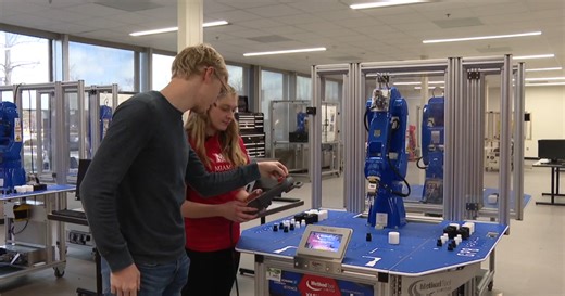 New workforce innovation center offers direct path from high school to manufacturing careers