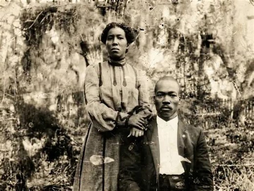 reallah313.com reallah radio; black history everyday meer Lewis and Irene Colson. A former slave, Colson remained in Sarasota throughout his life, contributing to the development of the community in many ways. The picture above is believed to be of Colson with his wife, Irene. It is among many unidentified photographs by Felix Pinard, who photographed Sarasota in the late 1800s and early 1900s. Lewis and Irene Colson started Sarasota's first black community in 1910. It consisted of several famil