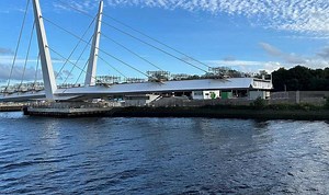 Awesome Bridge Swings Back and Forth to Allow Boats to Pass Over Long-Divided Scottish River (LOOK)