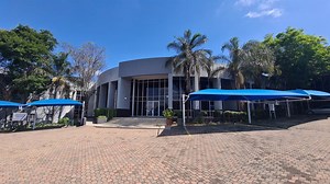 Halfway Gardens: Property and houses to rent