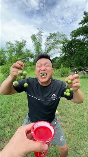 Dipping Food into Soda – An Unforgettable Experience! 🤯#Challenge #Soda #foodchallenge