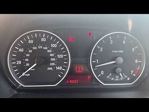 Comment réinitialiser le voyant de pression des pneus de la BMW Série 1 ?