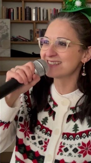 Singing American Christmas Songs for the first time at a gig #haveyourselfamerrylittlechristmas