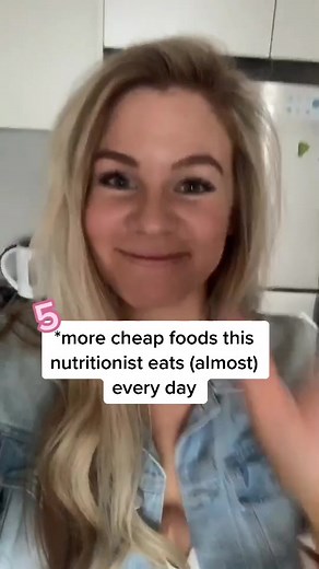 #stitch with @real.life.nutritionist #cheapeats healthy doesn’t have to mean expensive #fyp #healthyonabudget #healthyeats #nutritionist #foryou