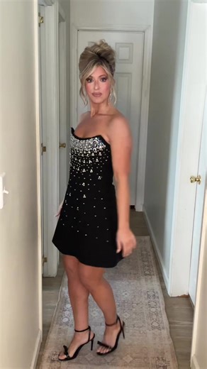 This dress is on TT shop now!!! Check the orange shopping cart, l am 5'4