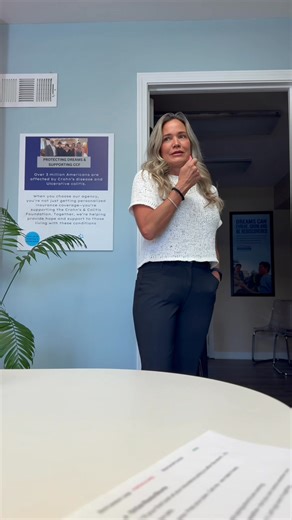 15 reactions | I promise she’s trying! #bloopers #insurance | Kelli A. Young and Associates, LLC | Facebook