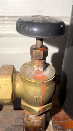 Steam leaks are no match for thermal cameras @MILESEEY TOOLS #thermalcamera #dualcamera #leak #leakdetection #mileseey