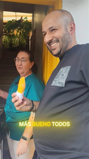La Carrera 13 hoy es una vía renovada, segura y llena de vida.🛣️ Una obra ejecutada con recursos propios, que no solo transforma la calle, sino la economía de quienes viven y trabajan allí. Esta intervención, ejecutada en dos fases —con la primera etapa ya finalizada y la segunda en ejecución— ha mejorado la movilidad, el entorno y la dinámica comercial del sector. Escuchar a quienes día a día luchan por su sustento, como esta emprendedora de empanadas que hoy vende más y vive mejor, es la mejo