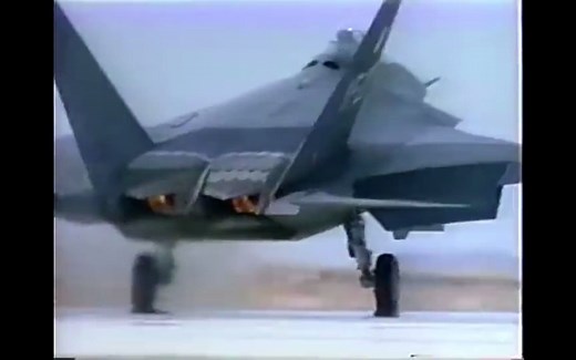 90年代的YF22试飞演示