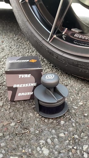 Enhance Your Car's Look with Carscope Tyre Brush & Stjarnagloss Gummi