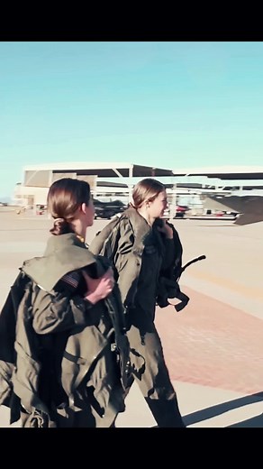 AirForce (@usairforce113) - First Female Fighter Pilot in U.S. Air Force | F-35 Jet Footage