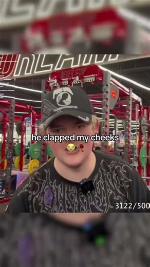 He clapped my cheeks 😭#streamer #gym #gymmemes #fitness #prank #friends #trend #funny #fyp #foryou