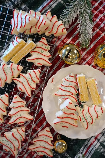 Mini Copycat Little Debbie Tree Cakes Recipe