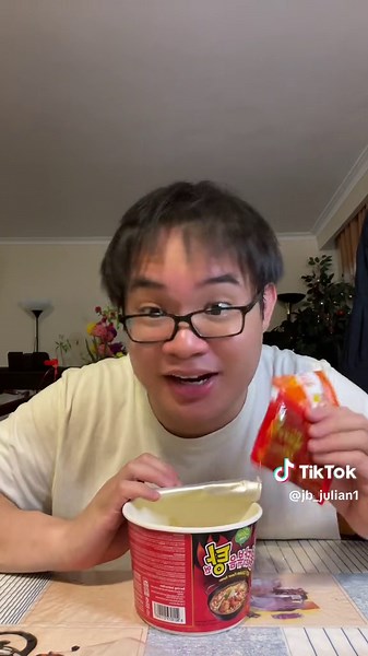 Stew Korean Spicy Noodles - Taste Test and Review