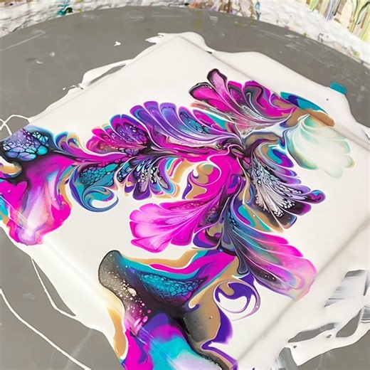 1.2K reactions · 166 shares | I love making these modified dutch pours  | Gee Pours | Facebook