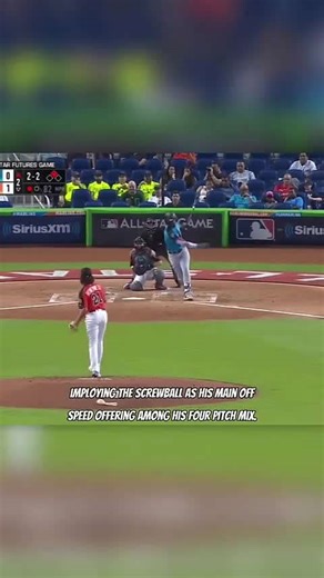 This is the only MLB pitcher who still throws a screwball