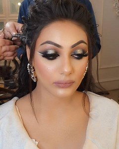 9.7K views · 980 reactions | Demonstration For Students Of This Look ♥️ | UV GHAI - Makeup Studio | Facebook