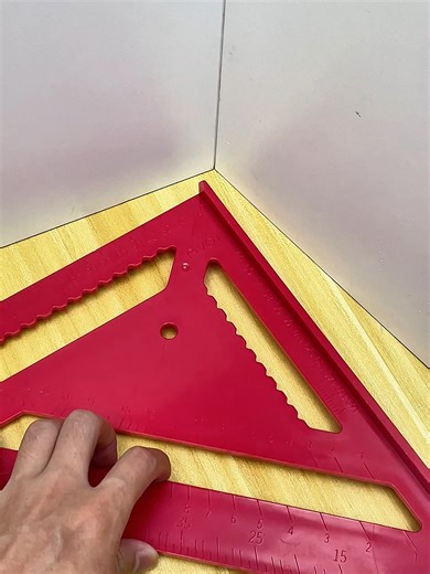 How To Use A Angle Finder Building Tips #hacks #lifehackss #diy #homeimprovement #doityourself
