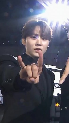 BSS Wins 'Digital Bonsang' at the 38th Golden Disc Awards