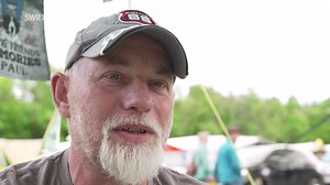 Fans von Oldtimer-Wohnwagen treffen sich in der Eifel