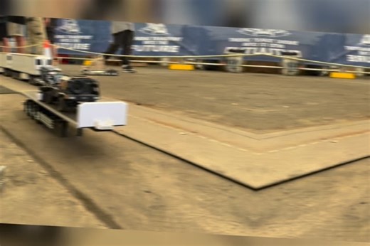 🇦🇺 #rctrucks #trucks #rctruckers #landdownunder #truck | Little Big Rigs Sydney