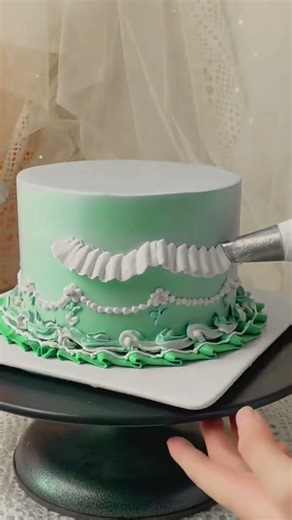 Easy Ruffle Cake| Wavy Green & White Cake #cake #birthdaycakedecoration