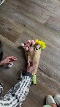 How to Make Grocery Store Flowers Look Thoughtful & Intentional