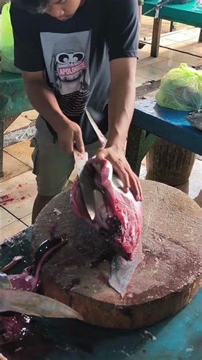 Perfectly Tuna Splitting Skill #viralshorts #fishcutting #seafood