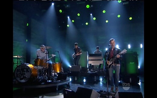 This is a television performance of Howlin’ For You. Recorded in 2011. Get the Brothers Deluxe Remastered 10th Anniversary Edition here: http://smarturl.it/TheBlackKeysBrothers | The Black Keys