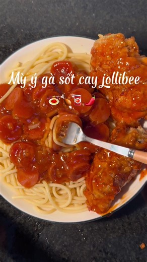 Cách Nấu Mì Ý và Gà Sốt Cay Thơm Ngon