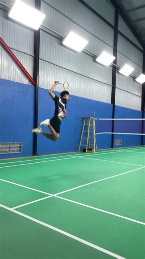 jump smash practice without shuttle