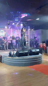 Salah satu Lagu yang di bawakan micky klaxson pada konser Perdana di Malaysia #digitalcreator #art #familyfriendly #lostandfound #emotionalintelligence #selfimprovement #authenticity #videocontent #resilience #lighthearted | Mursalin