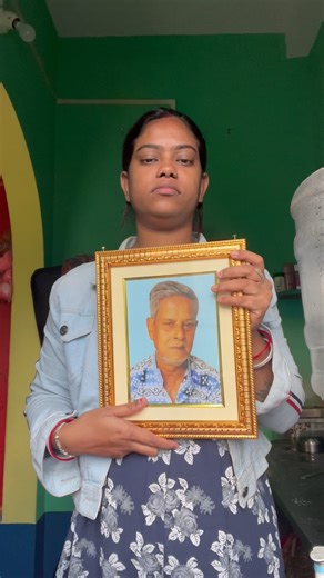 Pritighosh786 on Instagram: "Amar sosur mosai ar amader modhhe nei😭. LINK IN BIO ✅🎁 #crown11 #mysterybox #mysteryboxes #crown11mysterybox"