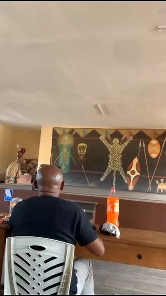 fière de mon ethnie Kota 😍😍