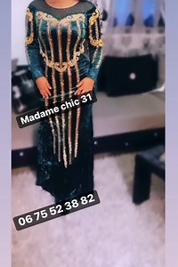 🔥 Robe en velours perlée 🔥 Les couleurs disponible : Noir - bleu - Bordeaux - vert ☎️ 06 75 52 38 82 🚚📦 Livraison disponible 58 wilayas | Madame chic