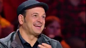 Huan-Son sorgt für einen Angriff auf die Lachmuskeln 😂😍 Musstet ihr auch so lachen wir die Jury? 🤣 #supertalent #rtl #lachen #huanson | Das Supertalent