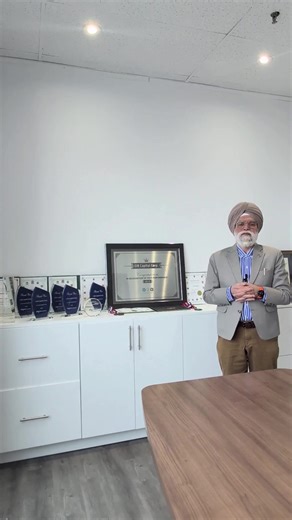 CIK Capital, in partnership with eCapital, is here to help long-haul fleets unlock their cash flow. With our Ledgered Line of Credit, you can get approved for up to 150% of your monthly A/R—no real estate collateral required! Scale your fleet and keep your trucks moving. 🛣️ 🔗 Click the link in bio to learn more or call us at 905-598-5626! #Trucking #OwnerOperator #TruckingMoney #BusinessCredit #Logistics