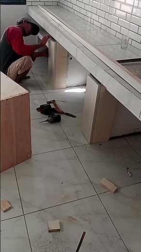 install kitchen set support poles under the kitchen table#kitchenset