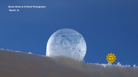 Closeup: Freezing soap bubbles