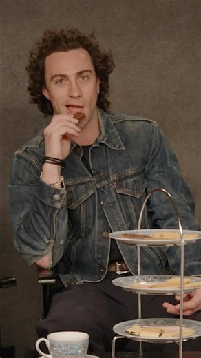 Voice notes vs Text messages with the cast of #FuZE