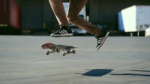 19K views · 605 reactions | STRAWBERRY MILKSHAKE: Tutorial Skate Básico para Principiantes, ideal para Practicar y Perfeccionar en Casa  x BrailleSkateboarding Link: https://youtu.be/jgByodSMHnk #QuédateEnCasa #PatiNA #CulturaSkate #NeuronaSk8Co #Patinetas #Streetwear #Sk8Mx #ApoyaSk8Mx #ComunidadSkate #Sk8NL #SalvemoSkateMx #SkateRegio #MarcaSk8Mx | Neurona Mx | Facebook