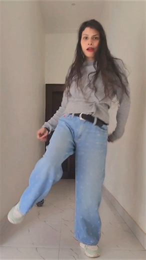 vamos a bailer 🔥 trand song #youtubeshorts #dance #dancemoves #dancevideo .