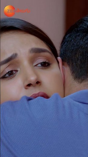 Raju hugs Roopa😍😍| Ammayigaru #shorts | Mon – Sat 9:30PM | Zee Telugu