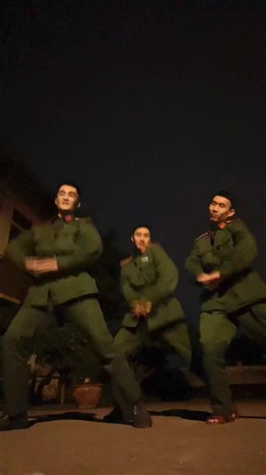 Lâu lâu lên sóng thôi nào#pocdancecrew #siquanchinhtri #suhuongtiktok #vanhoanghethuatquandoi #capcut