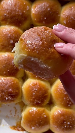 These Old Fashioned Yeast Rolls Recipe are rich, fluffy, salty, a little sweet, and absolutely delicious. Between the heavy cream and the honey butter, these dinner rolls are full of moisture. So addicting and worth all of the work, I promise. Full Recipe: https://biteswithbri.com/old-fashioned-soft-and-buttery-yeast-rolls/ | Bites with Bri