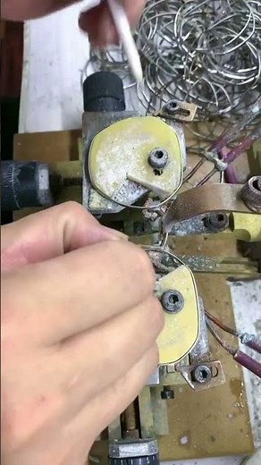 Unveiling the art of glasses frame welding! See how these metal eyeglasses are meticulously repaired