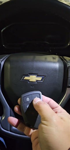 Toronto (GTA), Key all lost, 2025 Chevrolet Silverado, program new key fob.