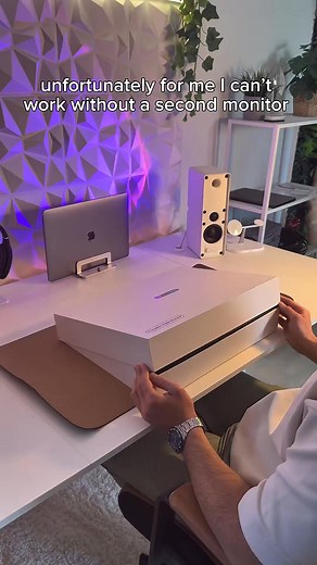 70K views · 293 reactions | Once you start using a second monitor there’s no going back  #tech #techgadgets #newtech #monitor #wfh #coolfinds #coolgadgets #tech #amazonfinds #unboxing #remote #remoteworker | Aura-Displays.com | Facebook